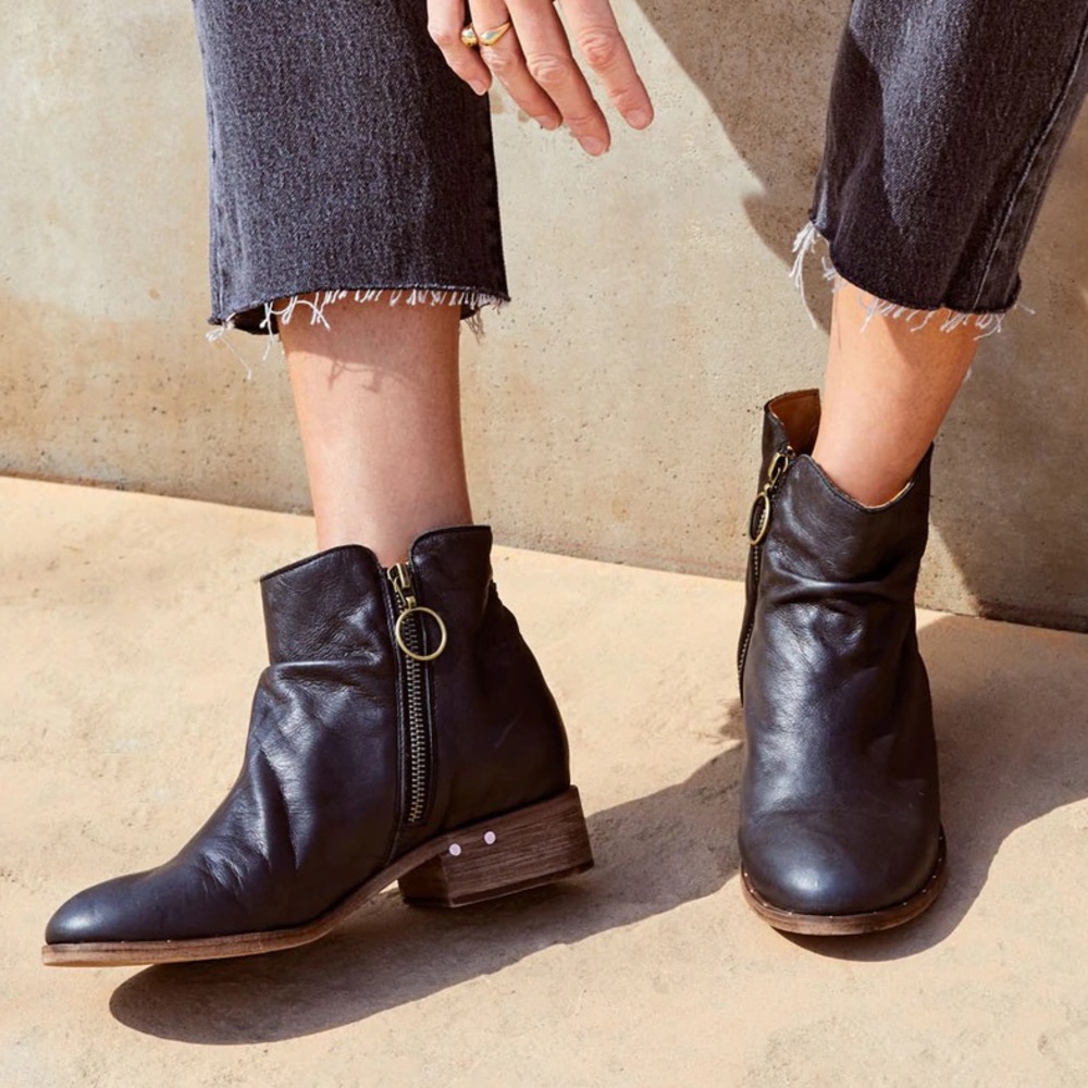 BEEK.. • Quail ankle bootie black leather size 5, worn a handful of times